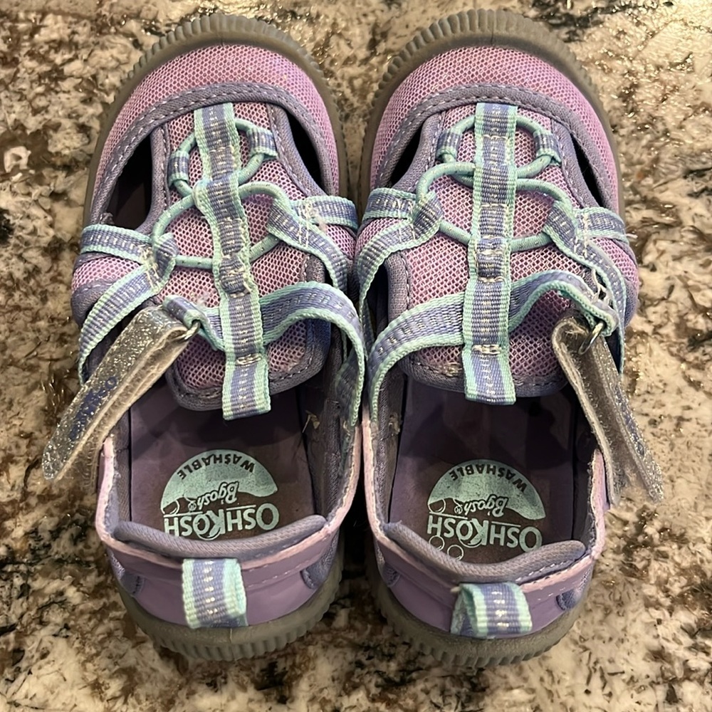 Water shoes